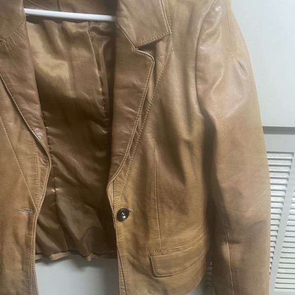leather women’s jacket - Picture 2 of 4